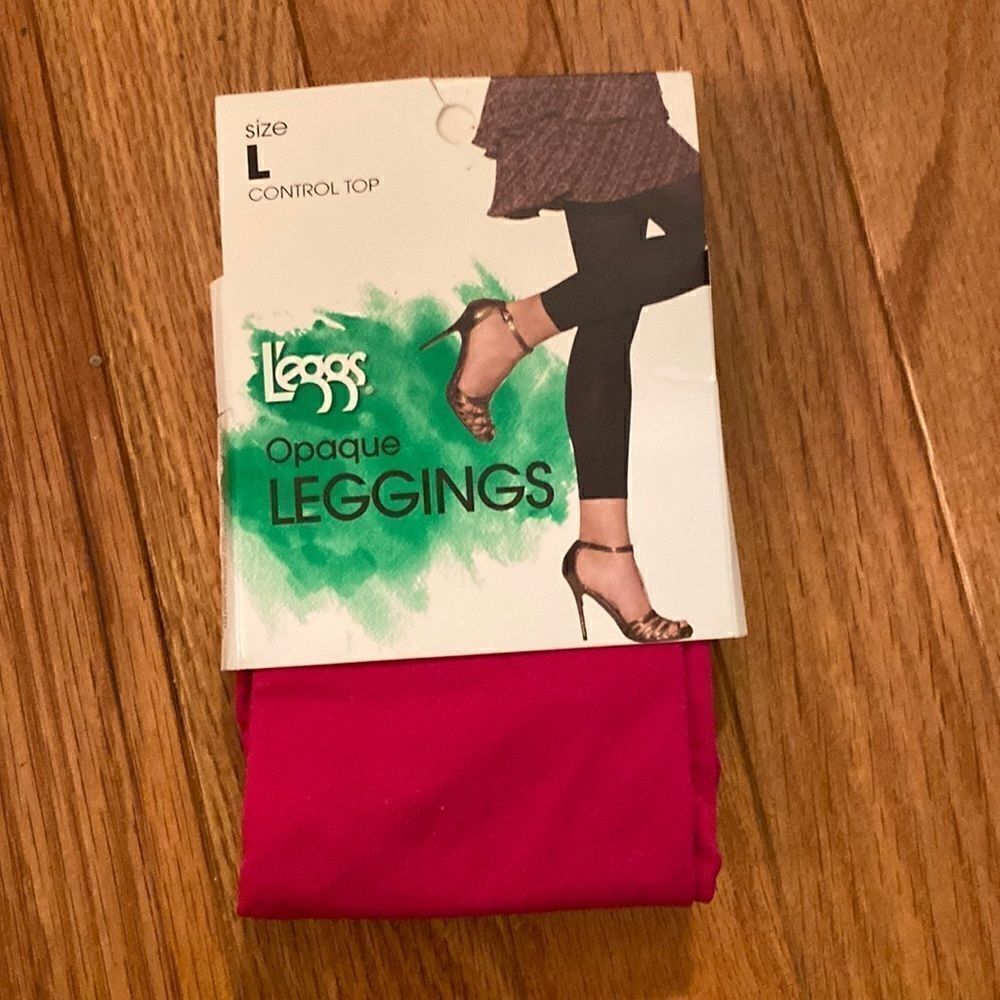 Leggs size large control opaque leggings (new in package)